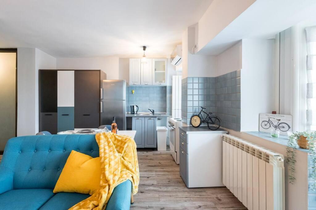 New Era Studio Near Old Town Бухарест Экстерьер фото