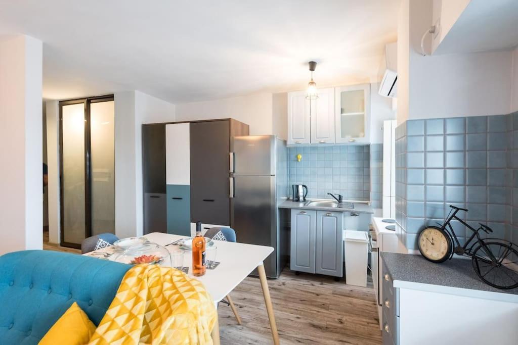 New Era Studio Near Old Town Бухарест Экстерьер фото