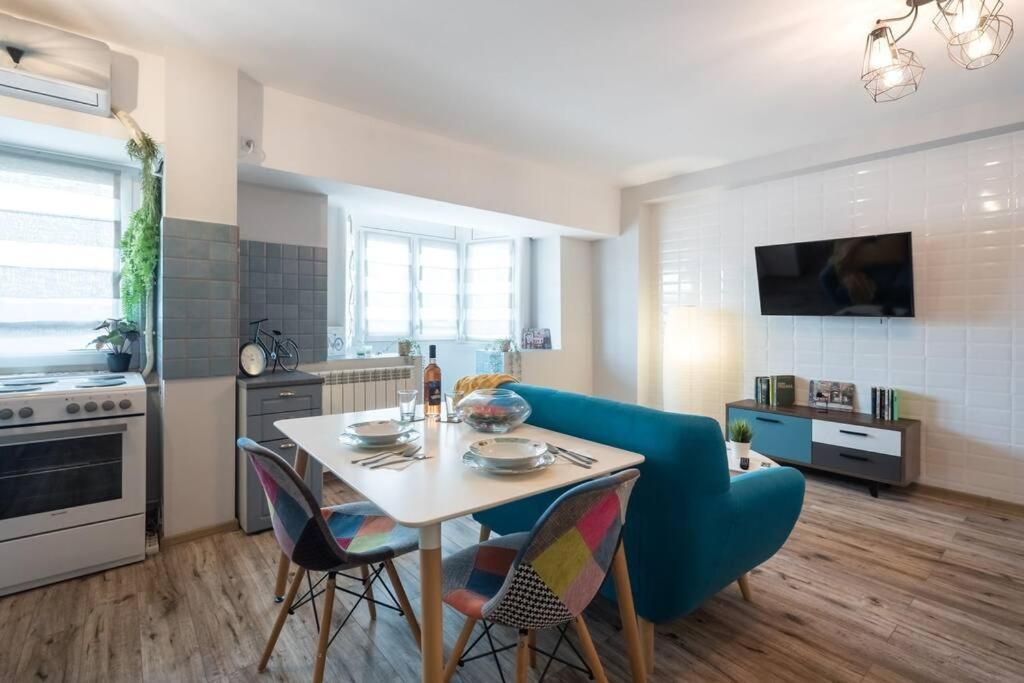 New Era Studio Near Old Town Бухарест Экстерьер фото